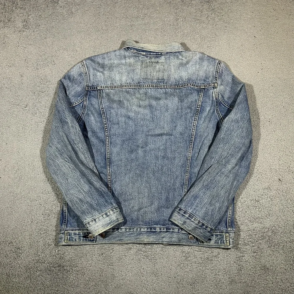 Levis Jacket Mens XL blue denim biker trucker relaxed fit #3509